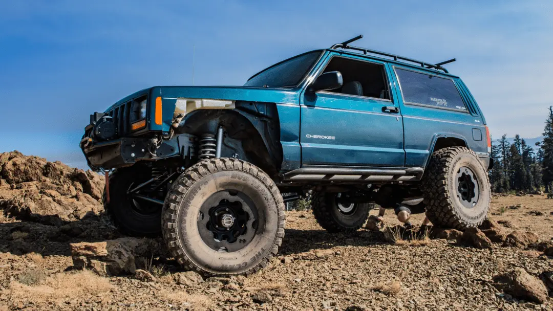 are wider tires better for off-road